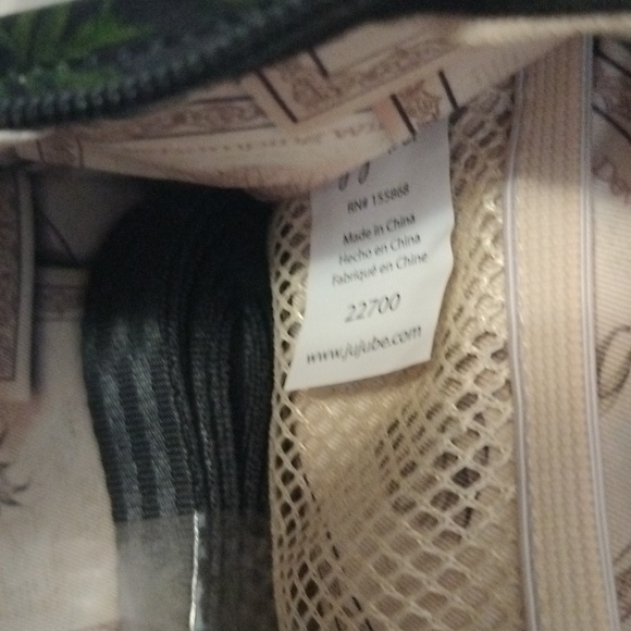 New with tags jujube Harry Potter herbology mini bff, diaper bag, backpack - Picture 8 of 14